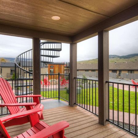 The Ridgeline Hotel At Yellowstone, Ascend Hotel Collection Gardiner Bagian luar foto
