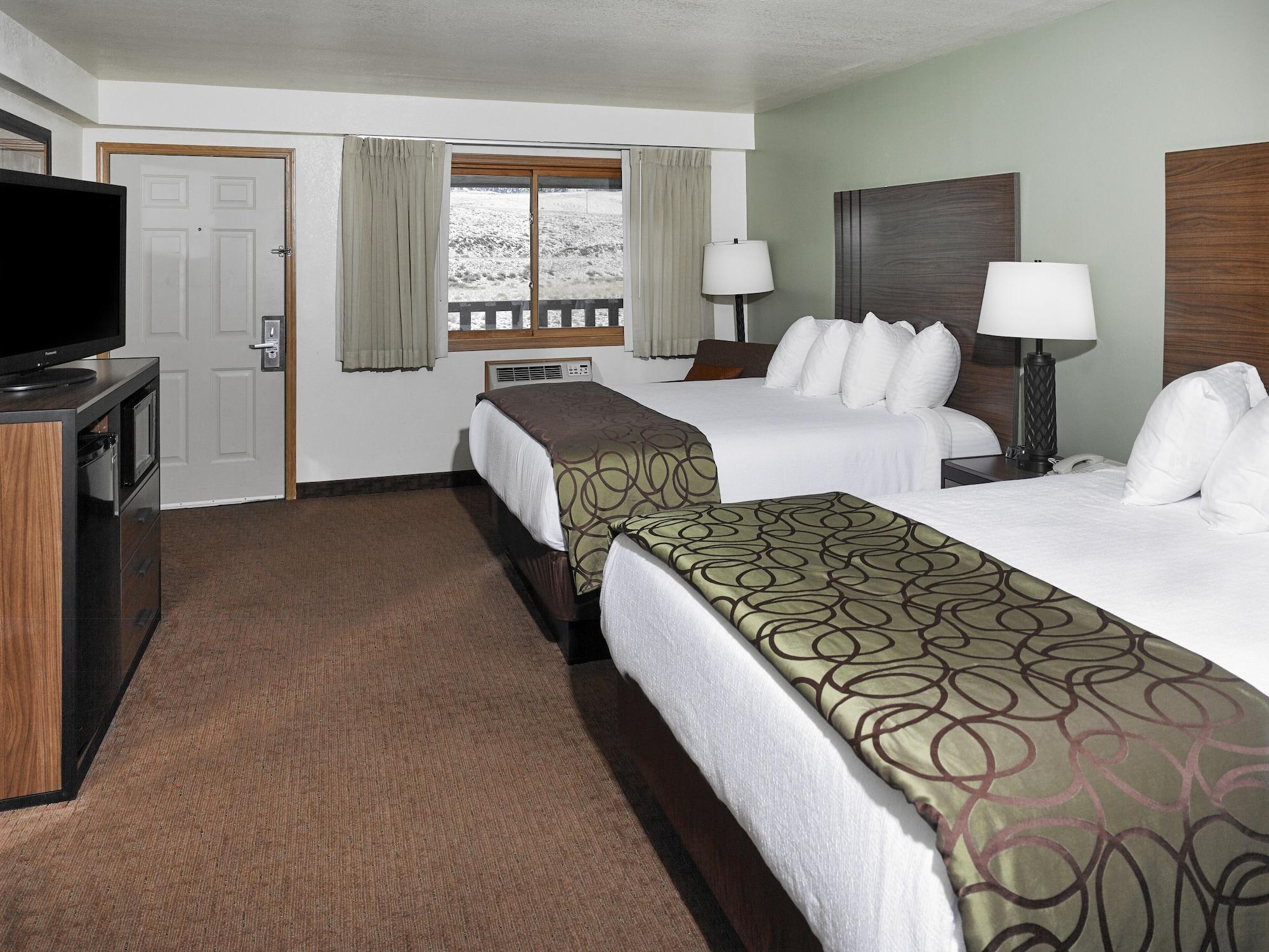 The Ridgeline Hotel At Yellowstone, Ascend Hotel Collection Gardiner Bagian luar foto