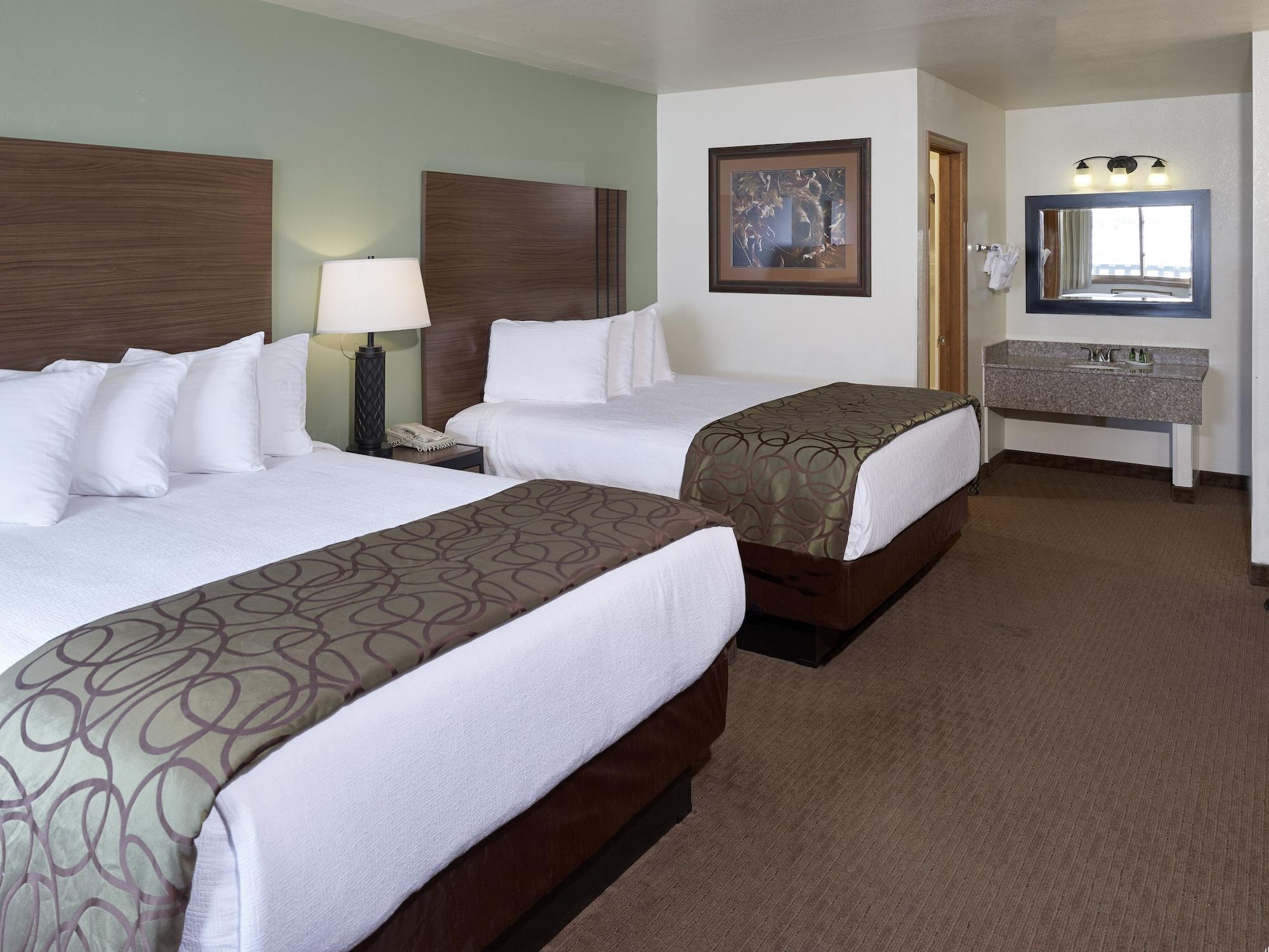 The Ridgeline Hotel At Yellowstone, Ascend Hotel Collection Gardiner Bagian luar foto