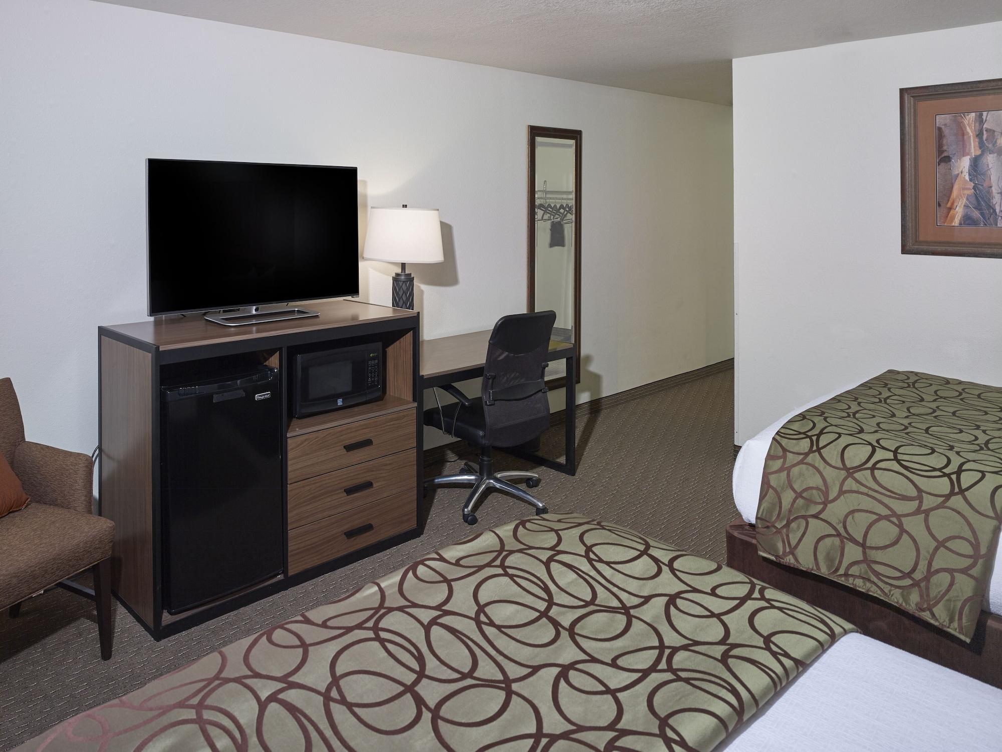The Ridgeline Hotel At Yellowstone, Ascend Hotel Collection Gardiner Bagian luar foto