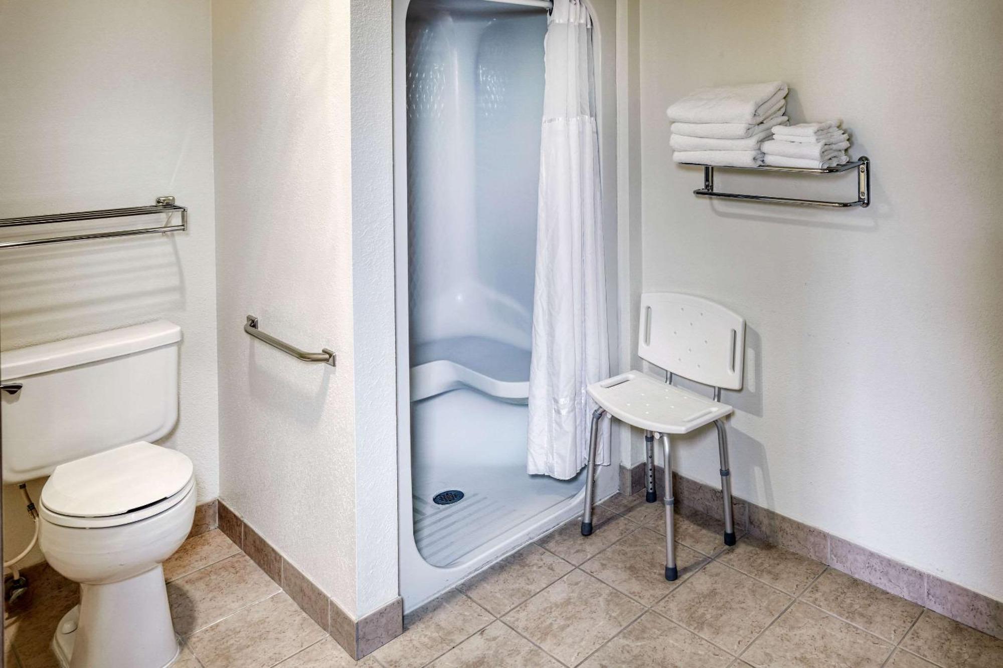 The Ridgeline Hotel At Yellowstone, Ascend Hotel Collection Gardiner Bagian luar foto